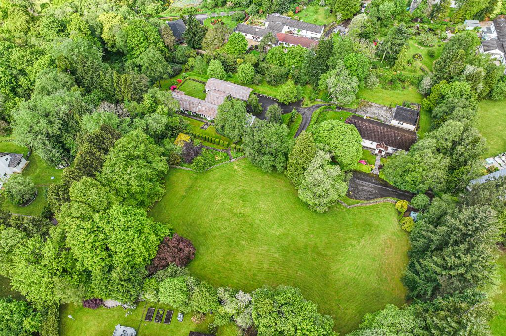 Property photo 3 of 130