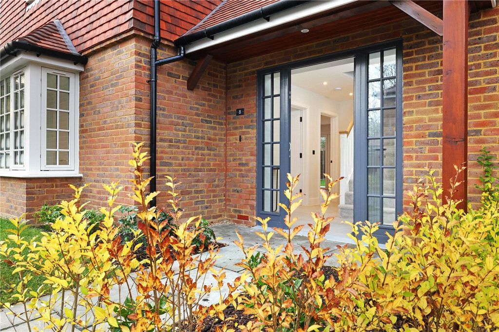 Property photo 2 of 13 Cornerstones