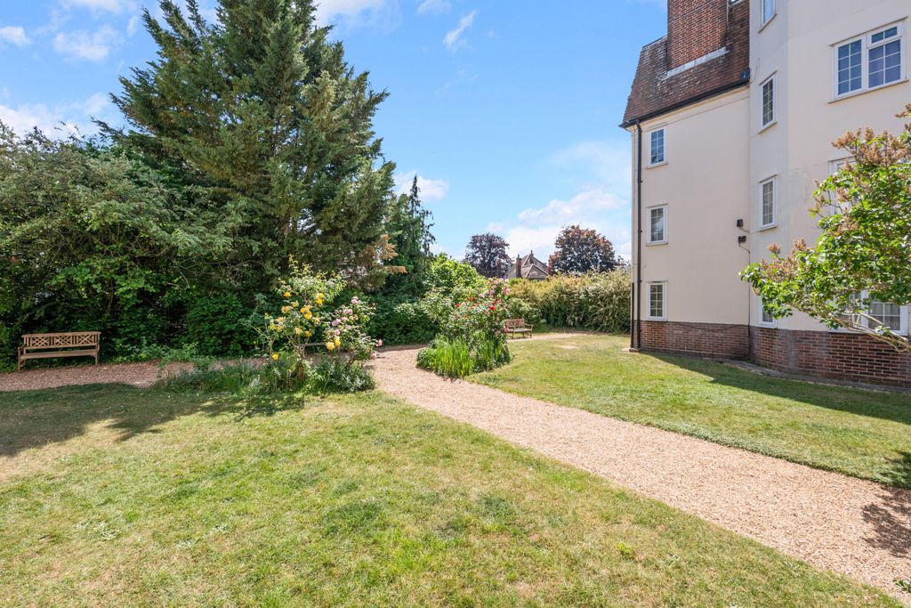 Property photo 1 of 12 Picture No. 25