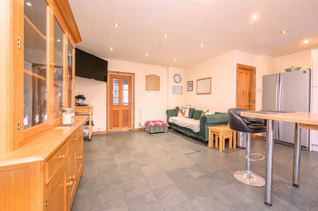 Additional image 7 of 4 bed detached house for saleNorthampton Road, Kettering NN15