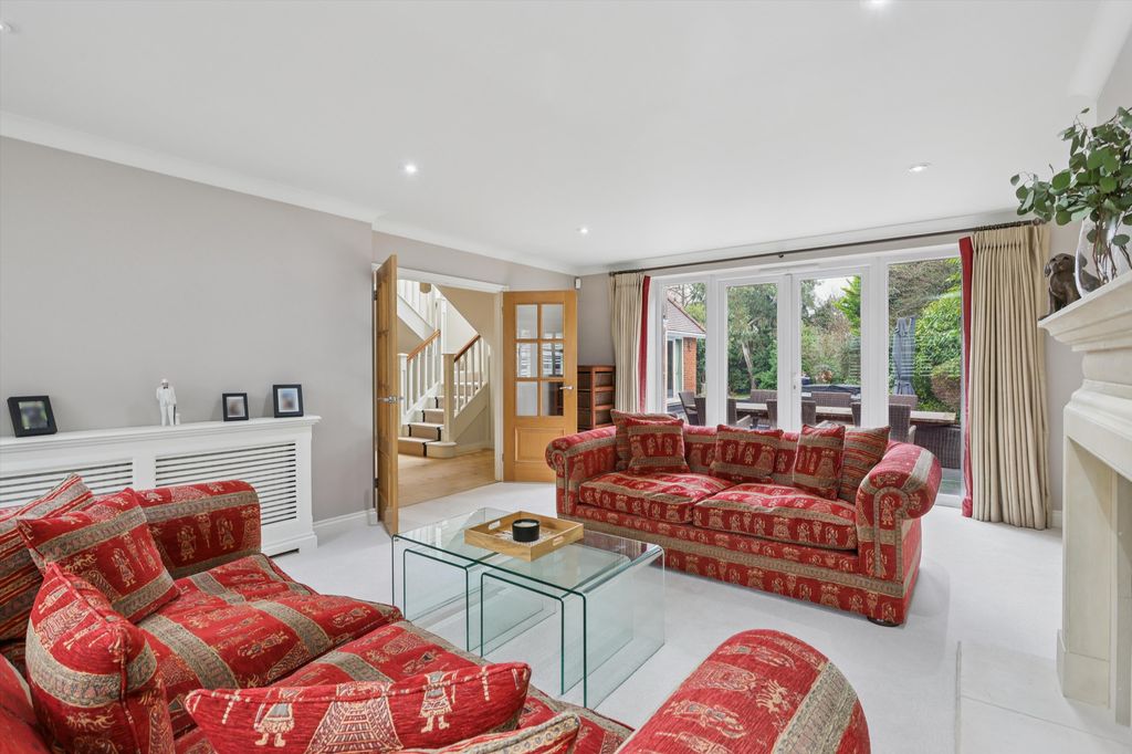 Additional image 7 of 5 bed detached house for saleRuxley Crescent, Claygate, Esher, Surrey KT10