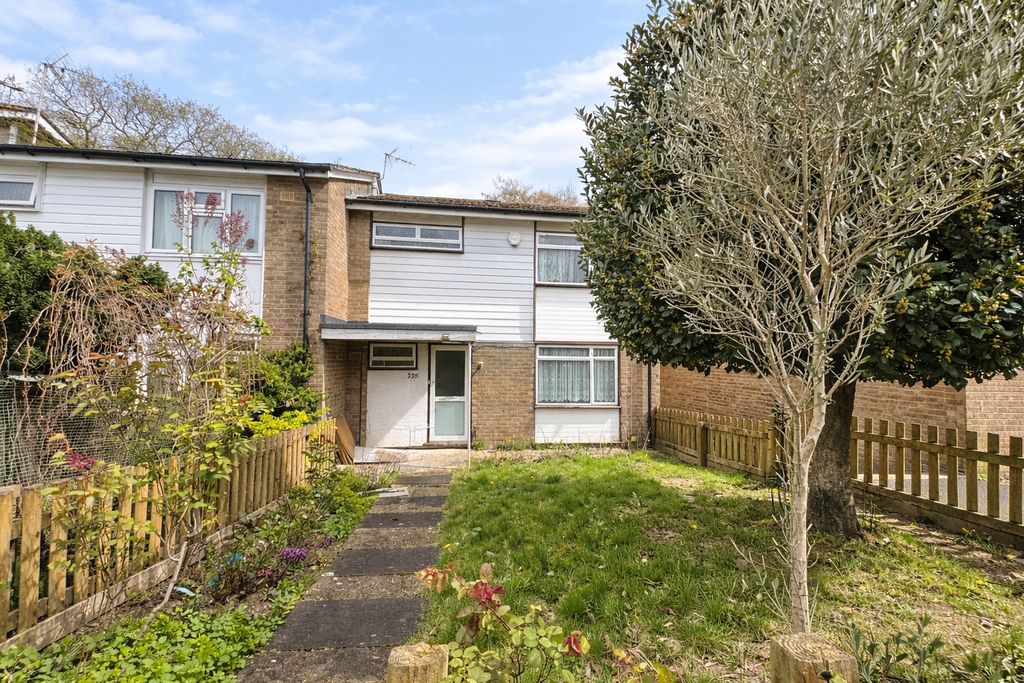 Property photo 1 of 18