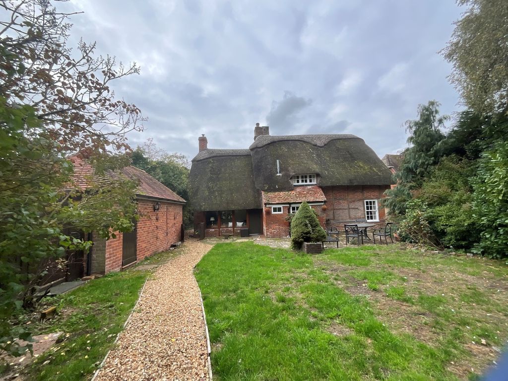 Property photo 2 of 14 5