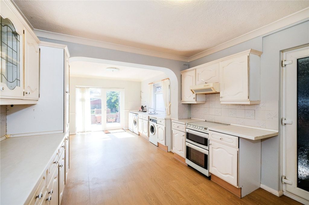 Property photo 3 of 16 Kitchen/Diner