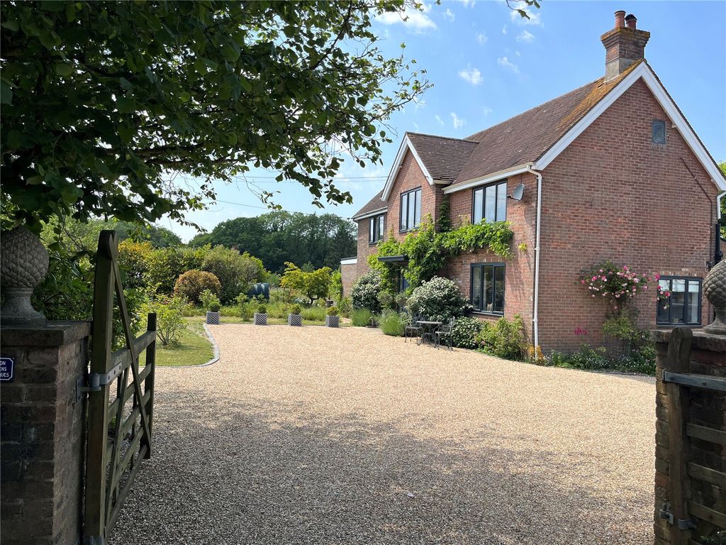 Property photo 1 of 37 Picture No. 65