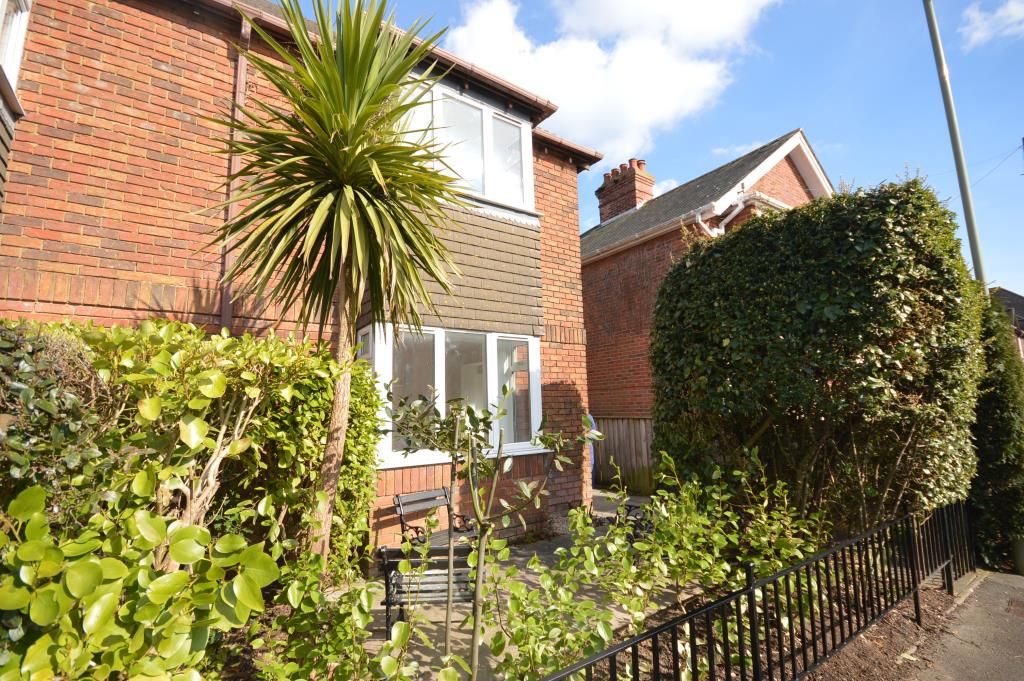 Property photo 1 of 8