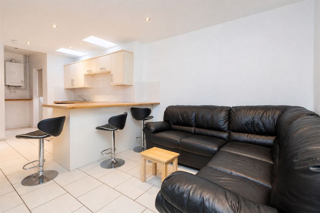 Property photo 3 of 15 Img_9882.Jpg