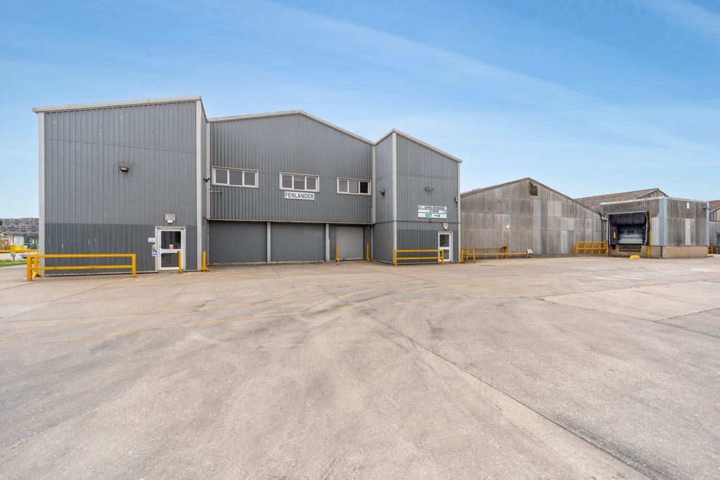 Property photo 2 of 7