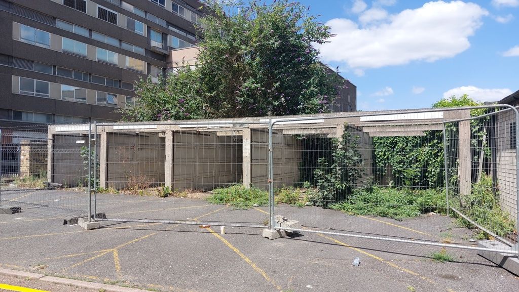 Property photo 2 of 5 Photo 8