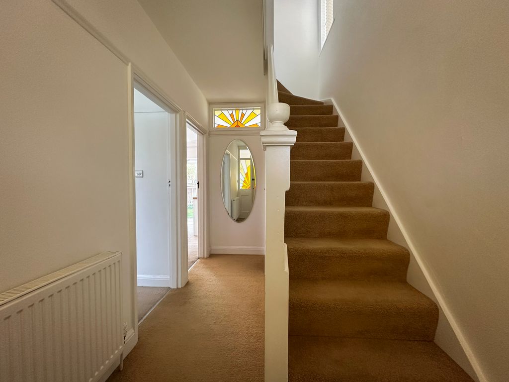 Property photo 2 of 34 Entrance Hallway