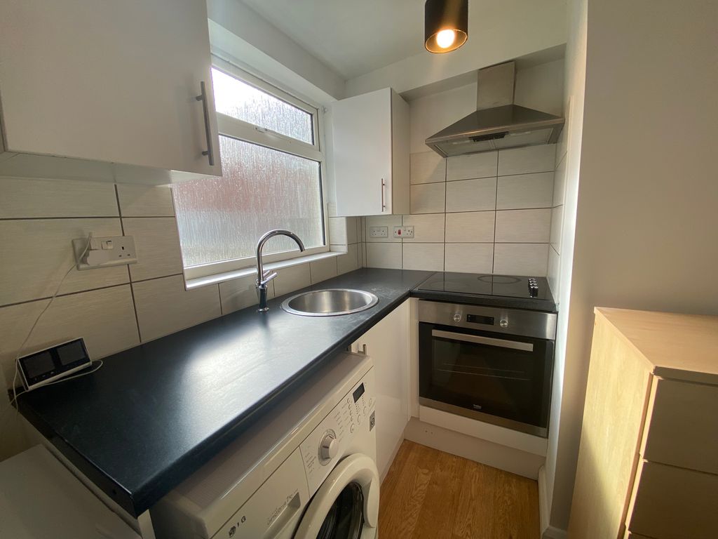 Property photo 2 of 4 Img_1731