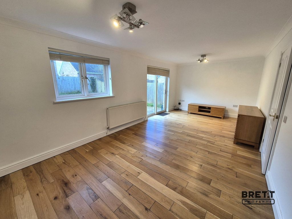 Property photo 2 of 15 Living Room