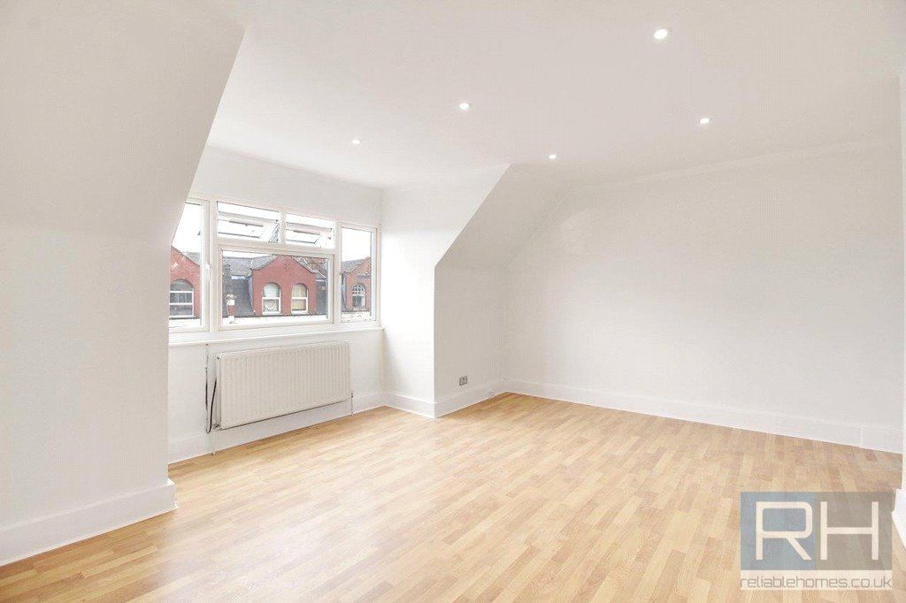 Property photo 3 of 7 Picture No. 11