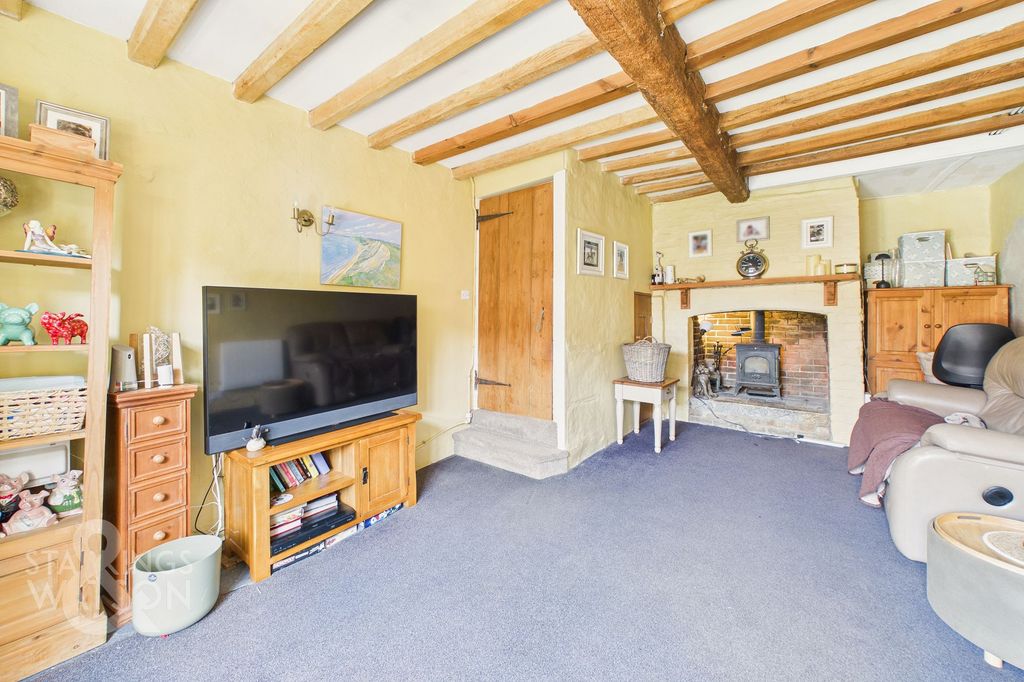 Property photo 3 of 23