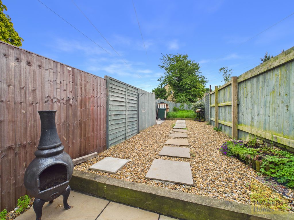 Property photo 2 of 23