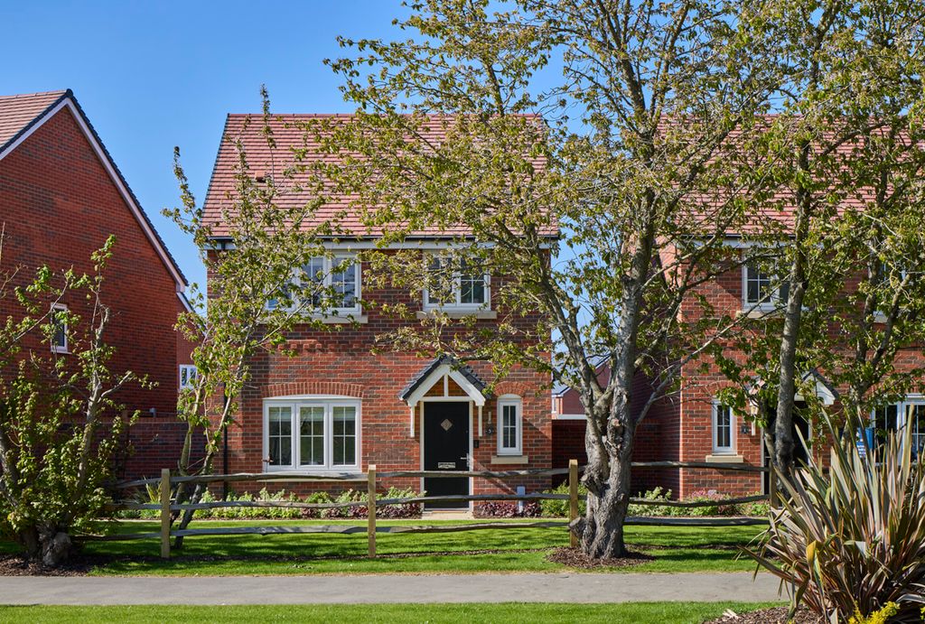 Property photo 1 of 13 External