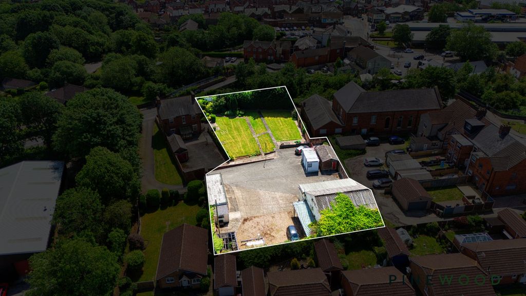 Property photo 2 of 5 Aerial