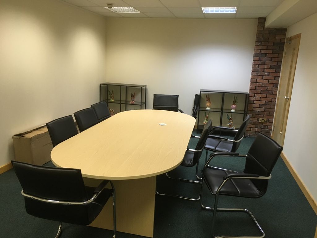 Property photo 3 of 6 Gallery