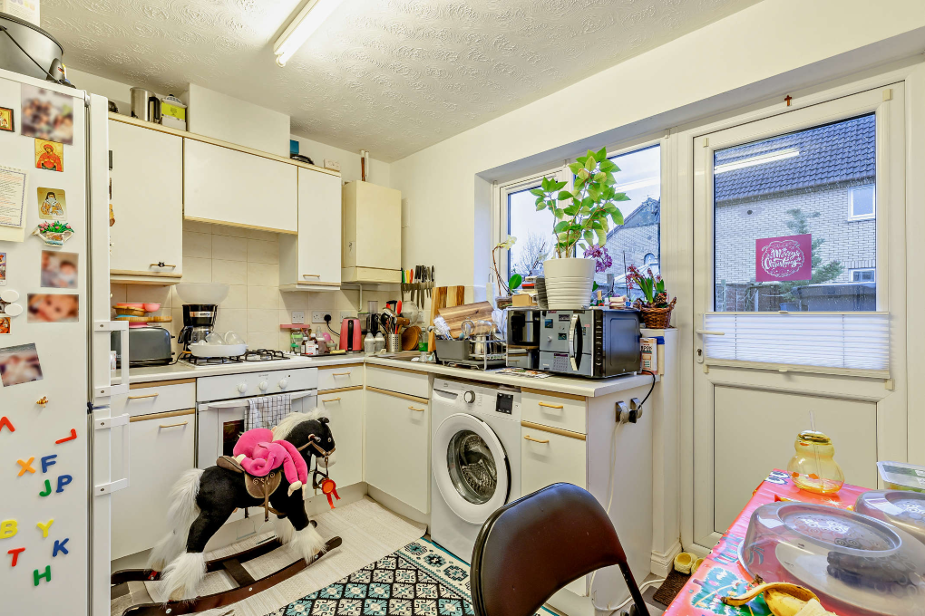 Property photo 2 of 7