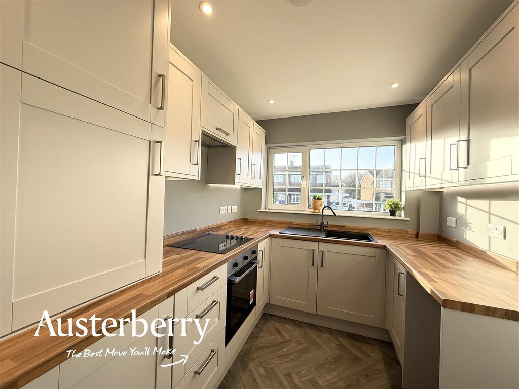 Property photo 2 of 13 Img_2583.Jpg