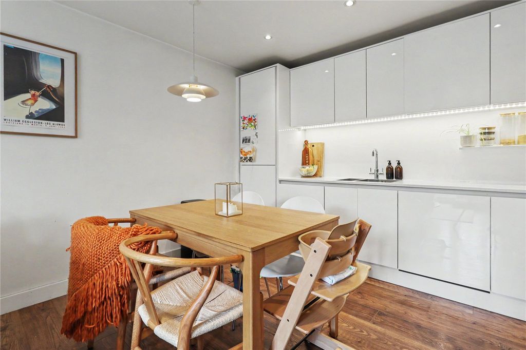 Property photo 3 of 12 Kitchen/Diner