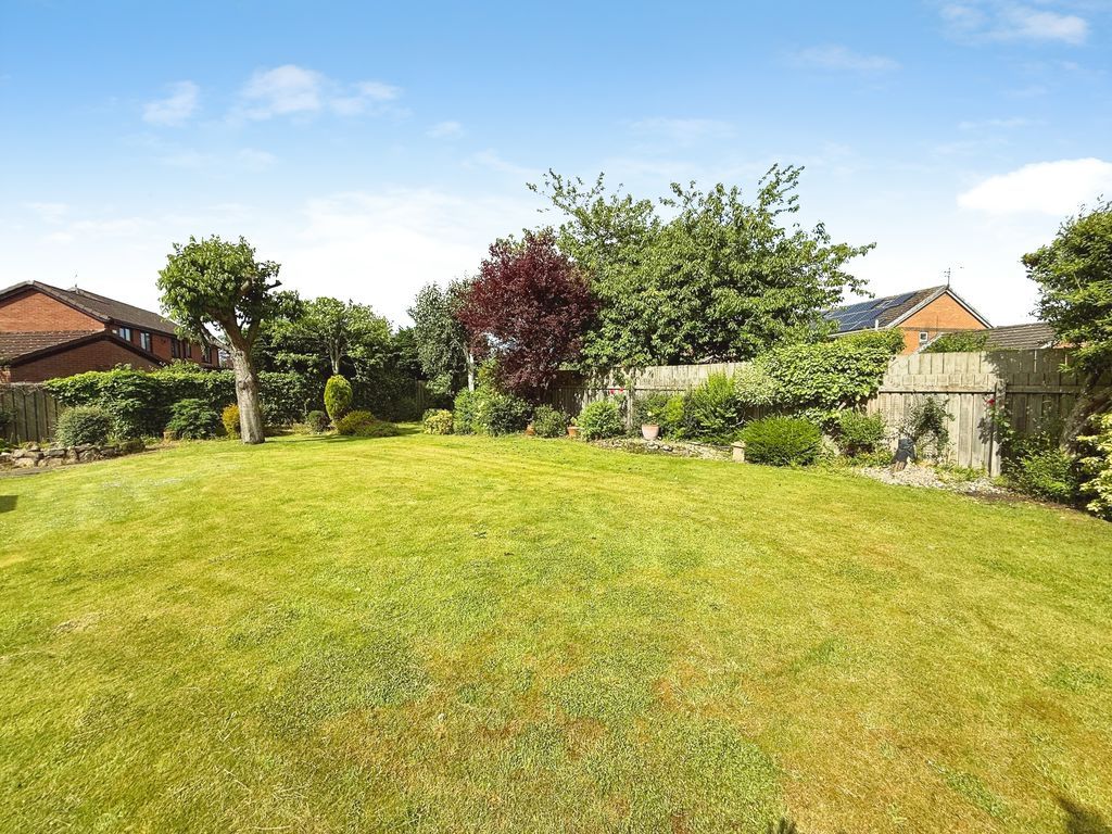 Property photo 2 of 17 Photo 14