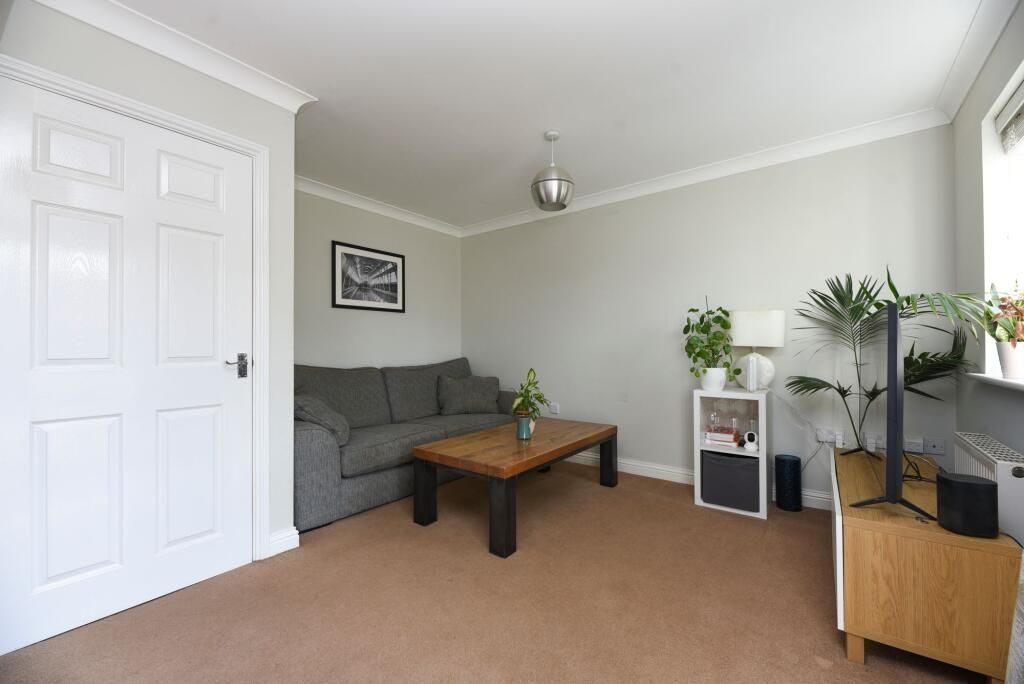 Property photo 3 of 11 Living Area
