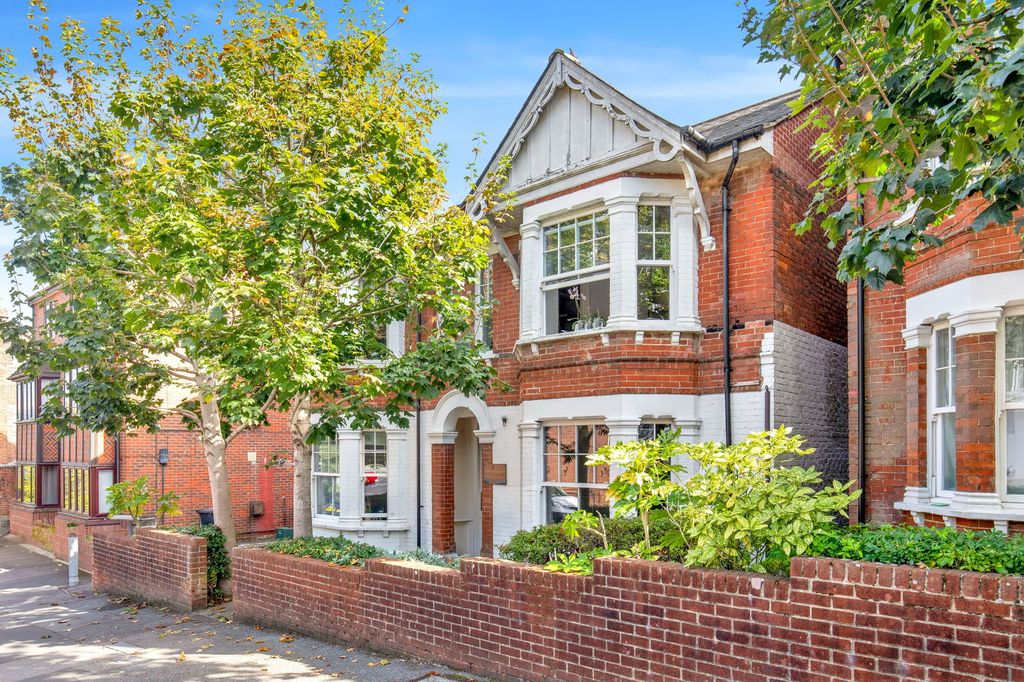 Property photo 1 of 10