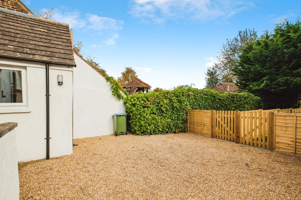 Property photo 3 of 16 Photography