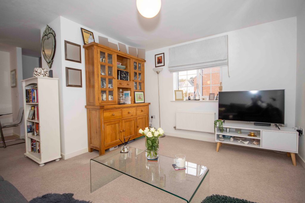 Property photo 3 of 14