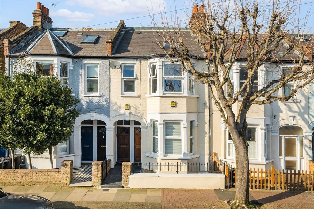 Property photo 1 of 7