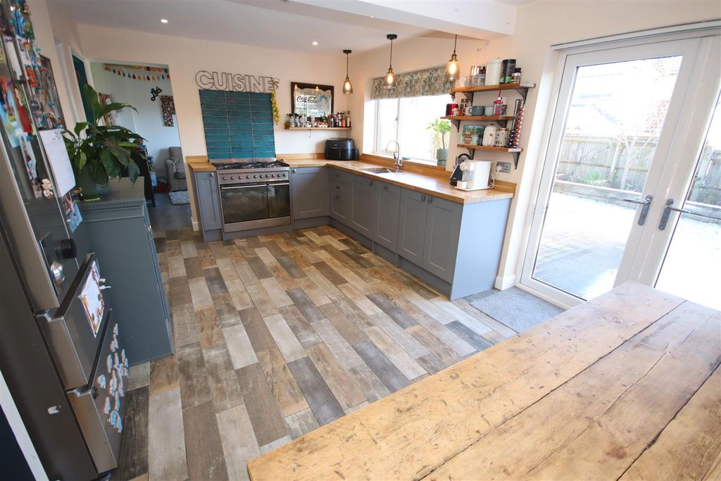 Property photo 2 of 20 Img_7244.Jpg