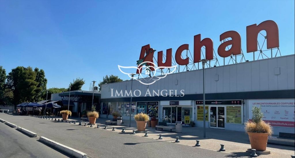 Property photo 1 of 2 Business For Sale (Unsold Walls) Auchan Aub Shopping Gallery - Premises