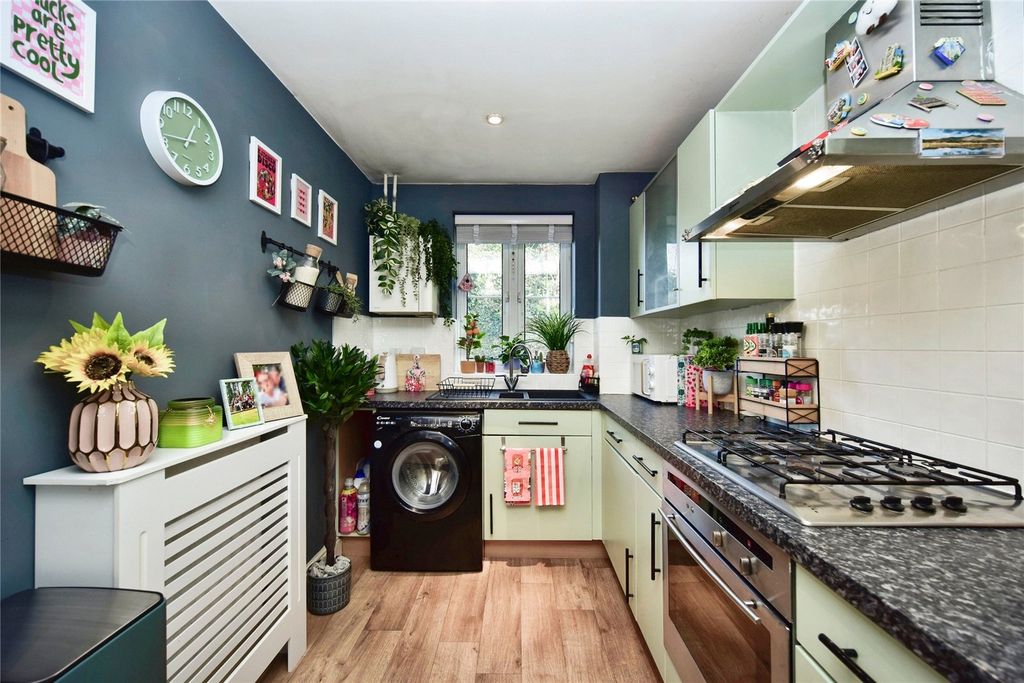 Property photo 3 of 17 Photography