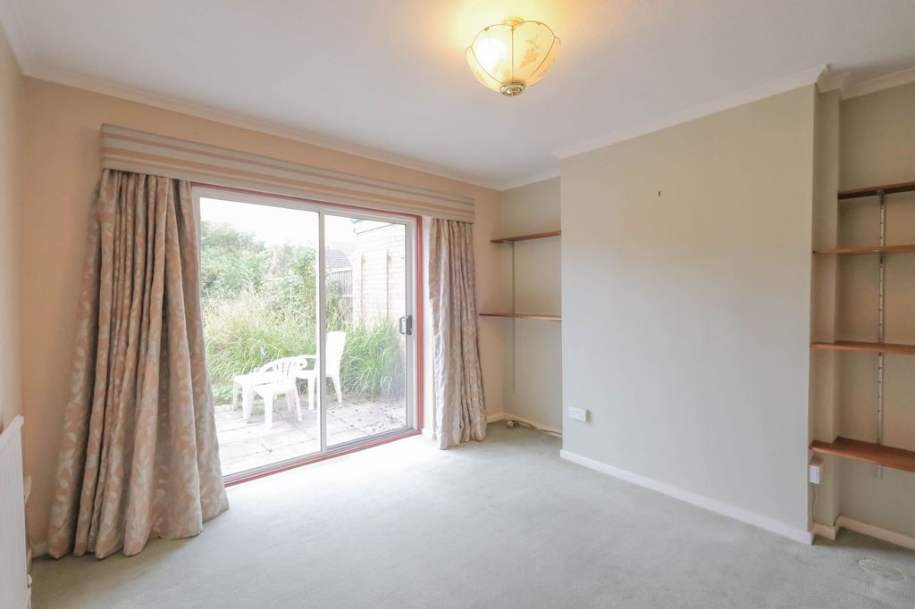 Property photo 3 of 14