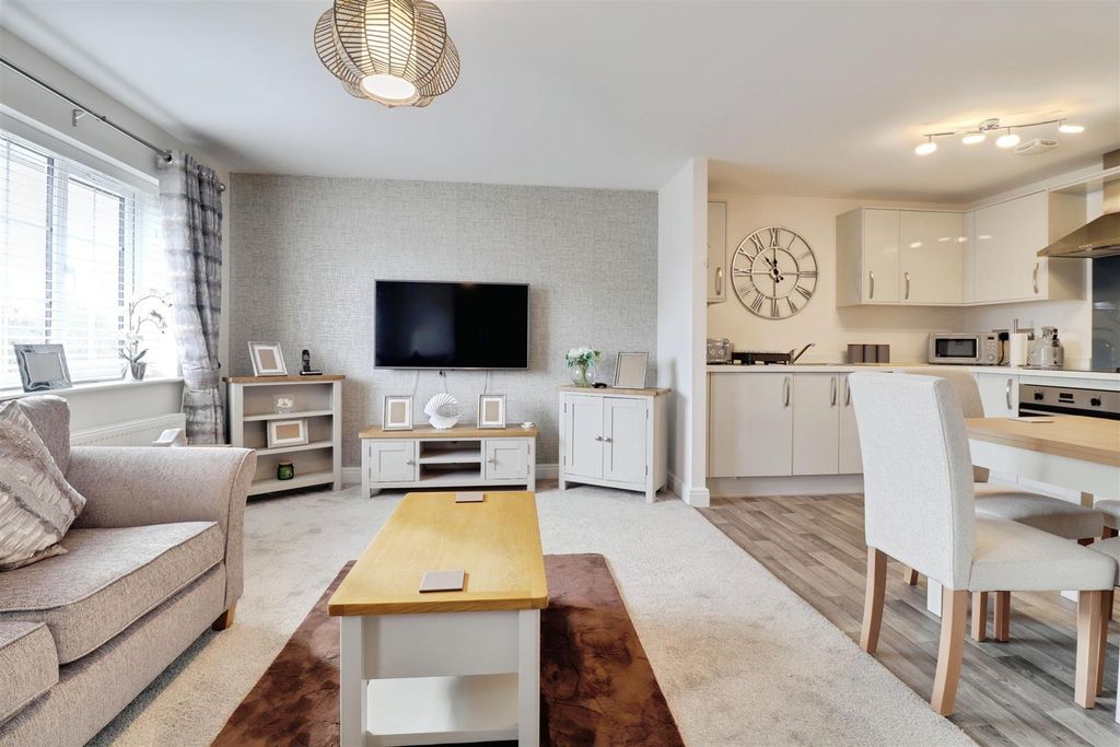 Property photo 2 of 10 d92A7Ec4-Img_8761-Img_8763.Jpg