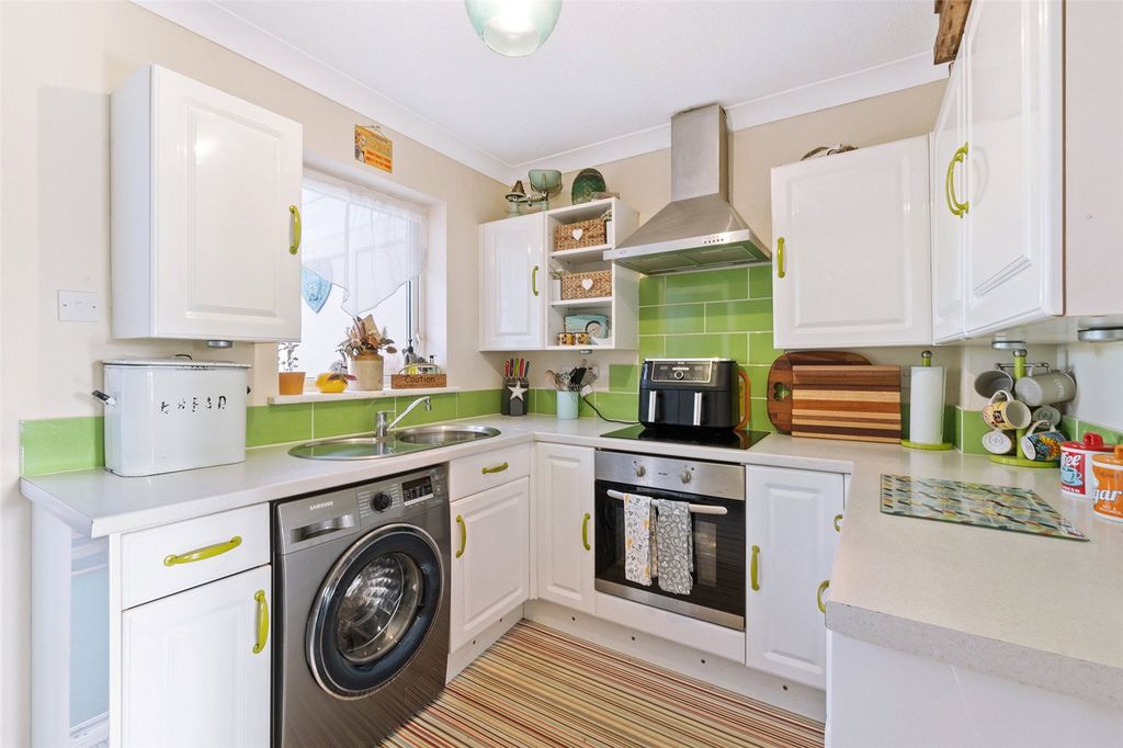 Property photo 2 of 22 Picture No. 03