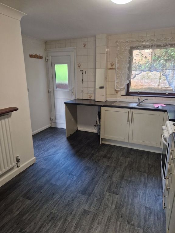 Property photo 3 of 10 Photo 9