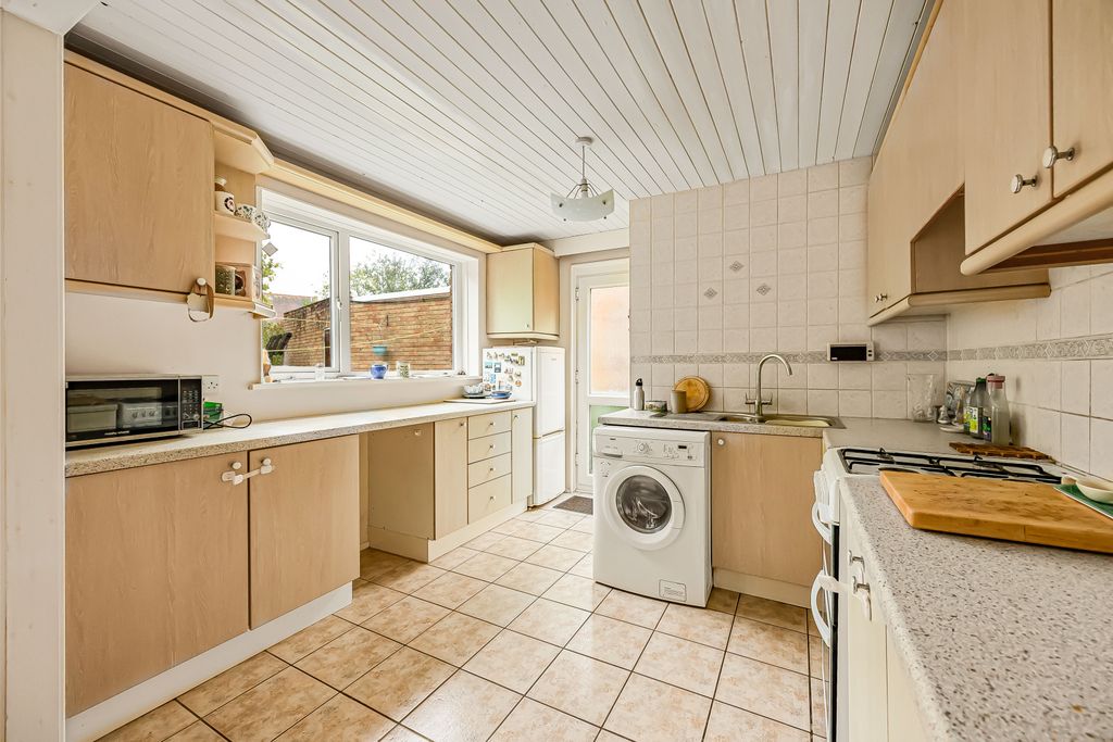 Property photo 2 of 16 Picture No. 22