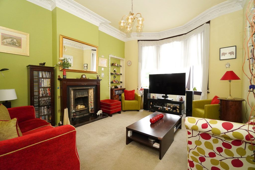 Property photo 2 of 25