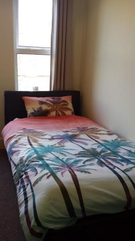 Property photo 2 of 12 Gerrard Street 5.Jpg