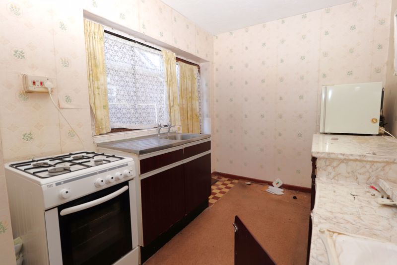 Property photo 3 of 24 Kitchen