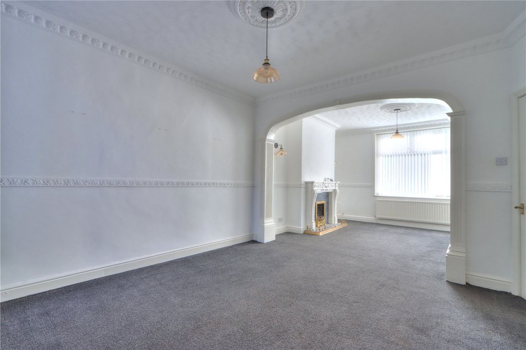 Property photo 2 of 10 Picture No. 07