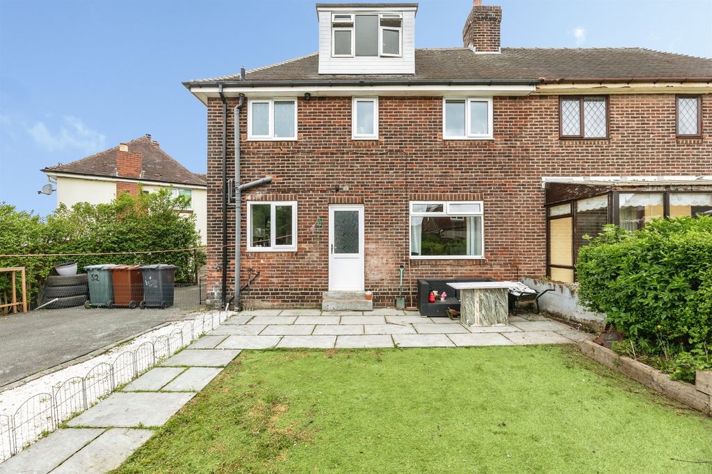 Property photo 2 of 15