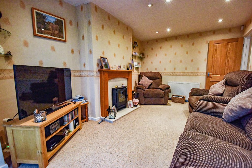 Property photo 2 of 18 Cp4_4952-2.Jpg