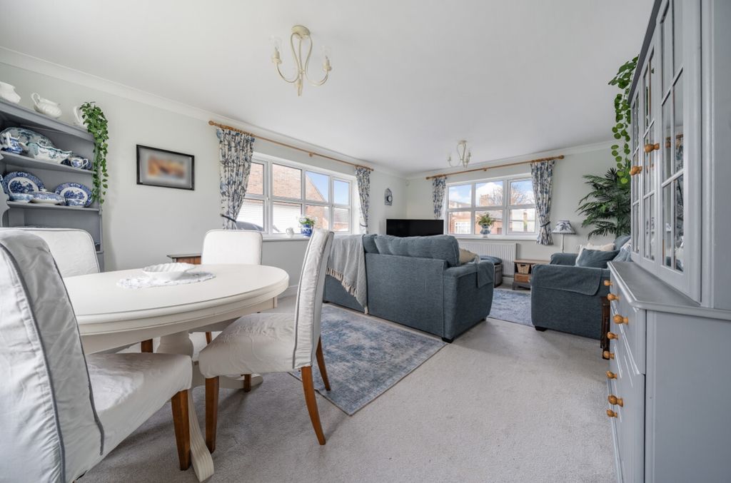 Property photo 2 of 24 1217015 (4)