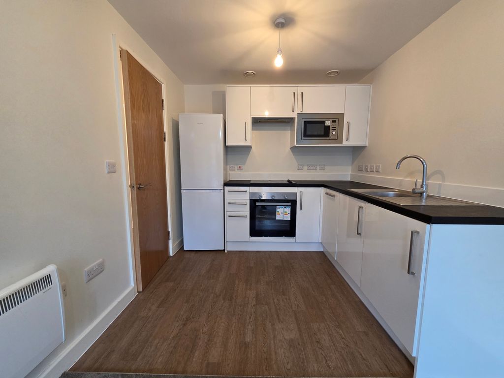 Property photo 2 of 8 Image