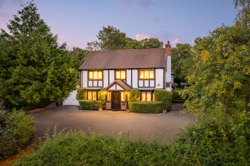 Property photo 1 of 26