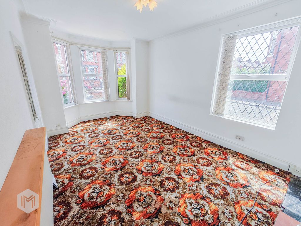 Property photo 2 of 29