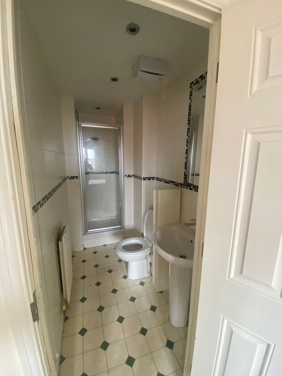 Property photo 2 of 9 Photo 1